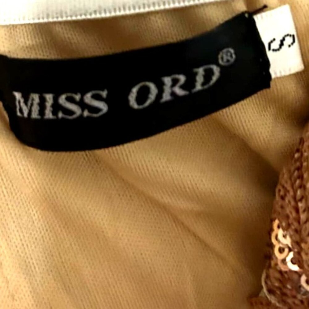 Miss Ord Gold Sequin Formal Gown Off-Shoulder Long Sleeves & Train Bodycon Small - Picture 8 of 9